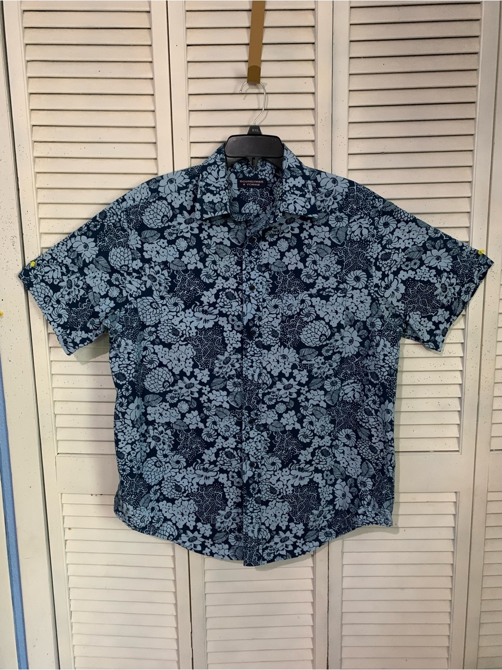 Mens Round Tree & Yorke Blue Floral Print Casual Button Up Shirt